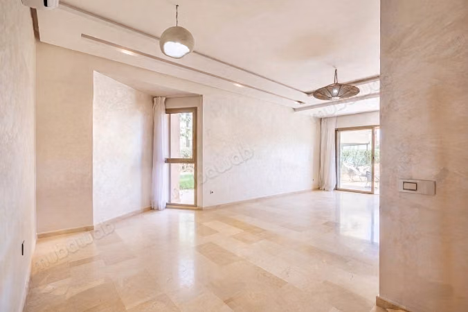 Appartement T4 non meublé à louer à Prestigia