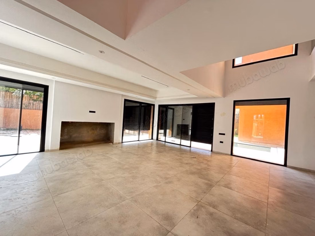 Villa with Pool for Sale in Amelkis