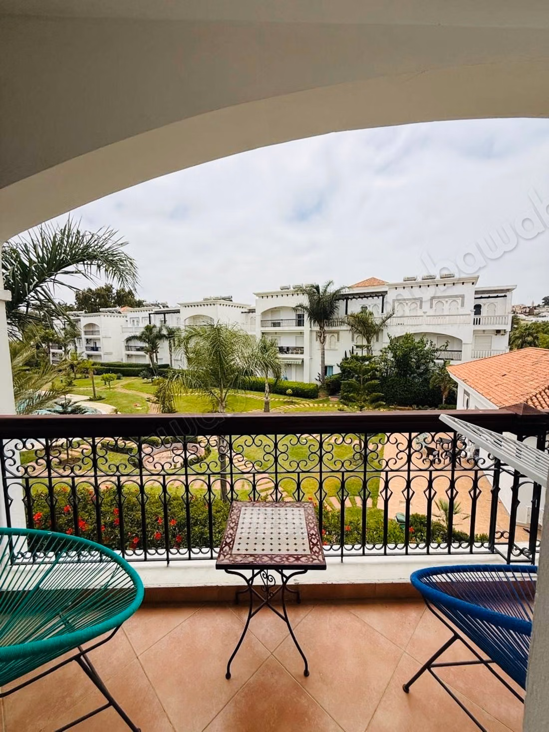 Bel appartement à vendre à boubana 3 belles chambres. Salon Marocain, sécurité piscine