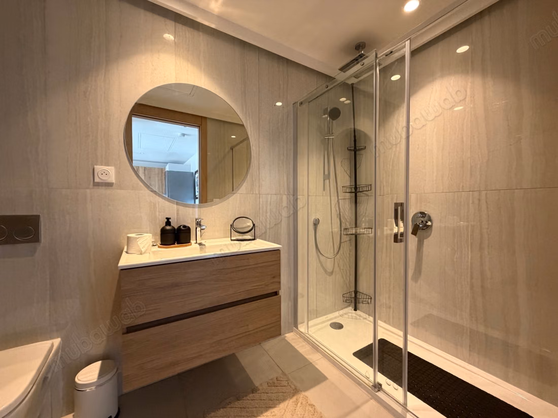 Rent this apartment in Casablanca Finance City. 1 beautiful bedroom. Well furnished