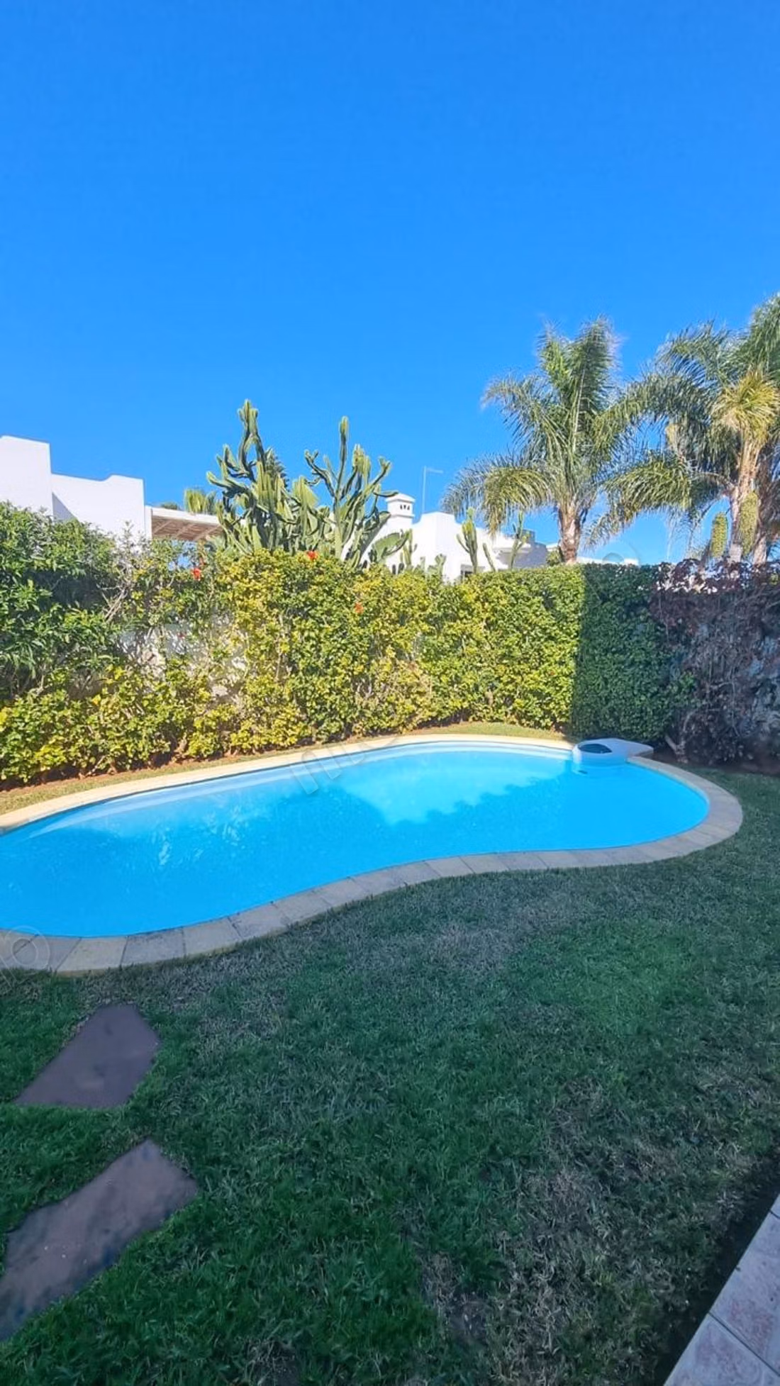 For rent, furnished villa with swimming pool – Tamaris 2