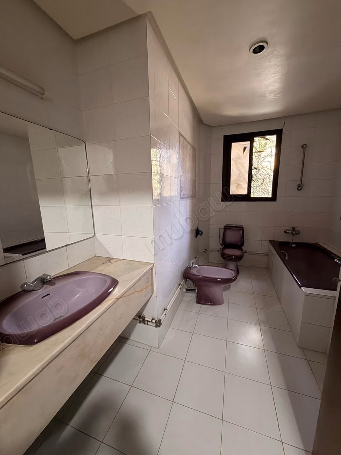 Luxury villa for rent in Souissi. 6 bedrooms. Terrace and garden