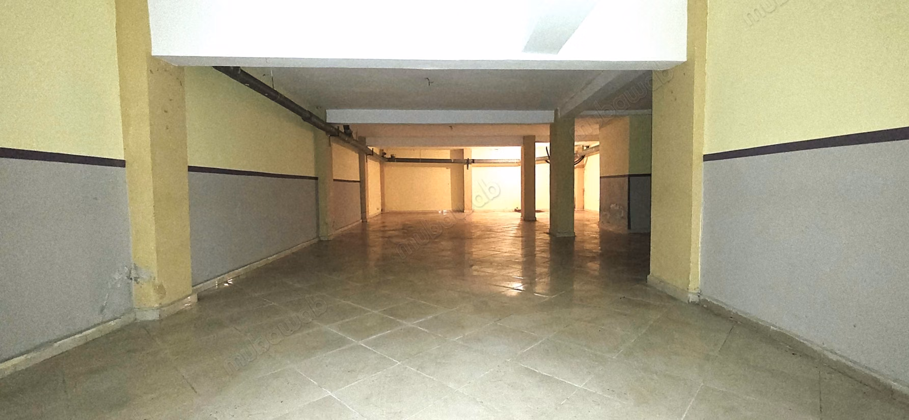 Local Com 2 rideaux Gaine 230m2 Maarif