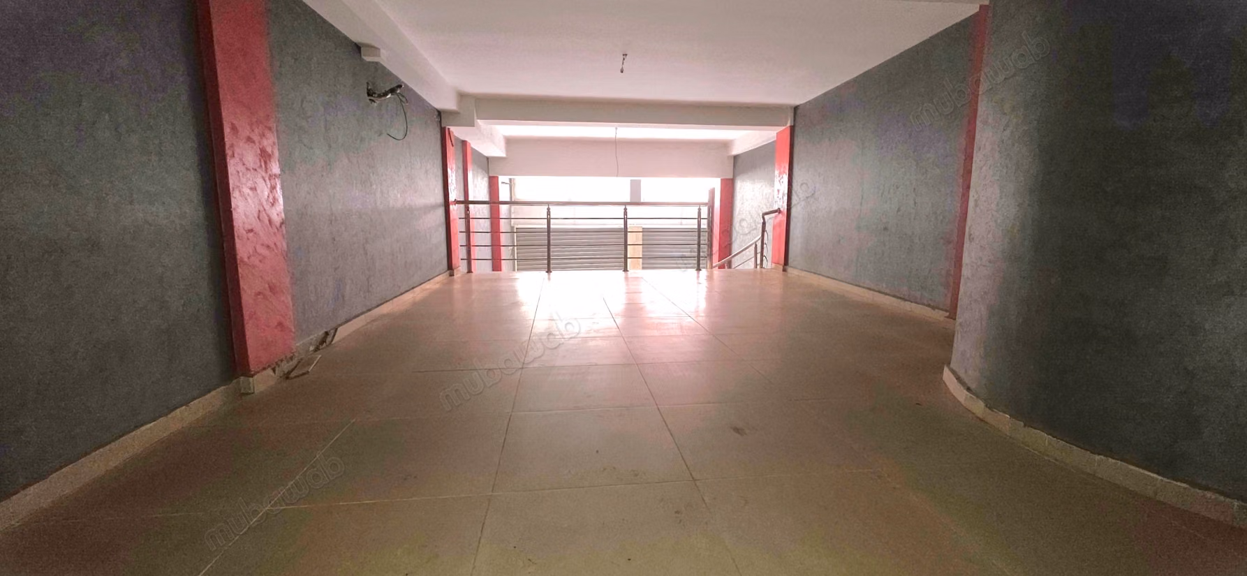 Local Com 2 rideaux Gaine 230m2 Maarif
