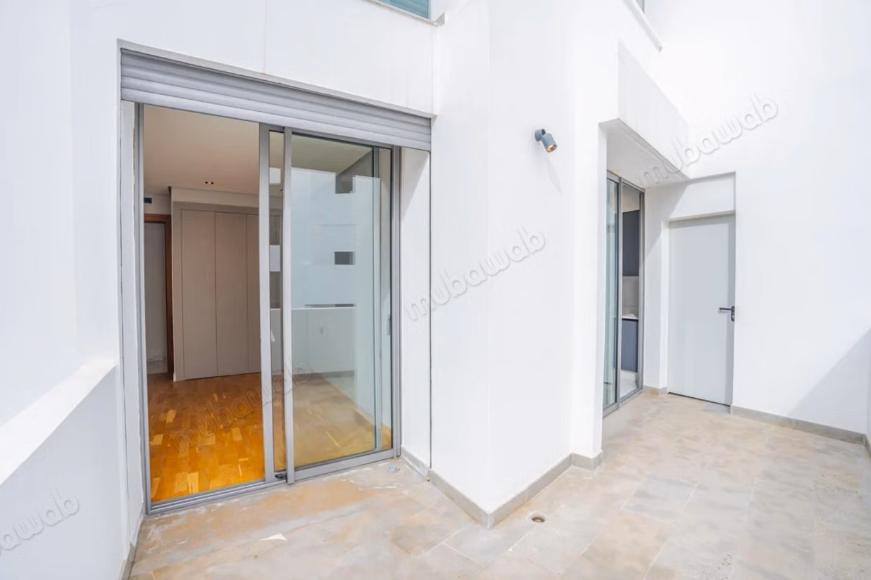 Luxury and Chic 3 Bedroom Apartment Princesses