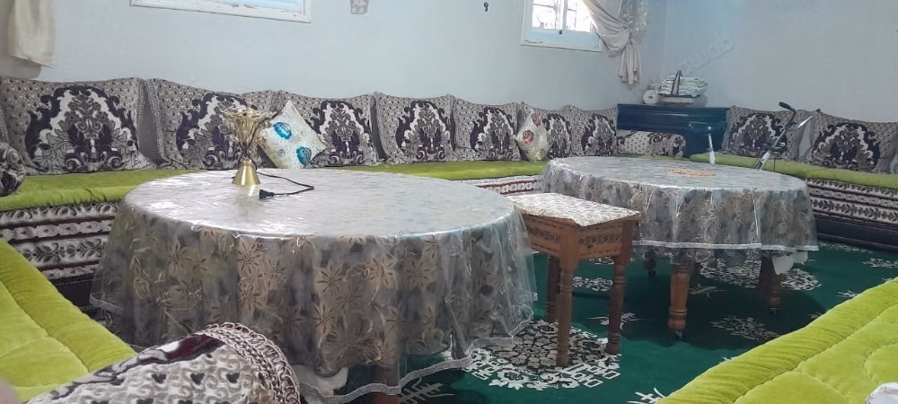 Appartement à l'achat à Zouagha.
Superficie 140 m².
Cuisine équipée