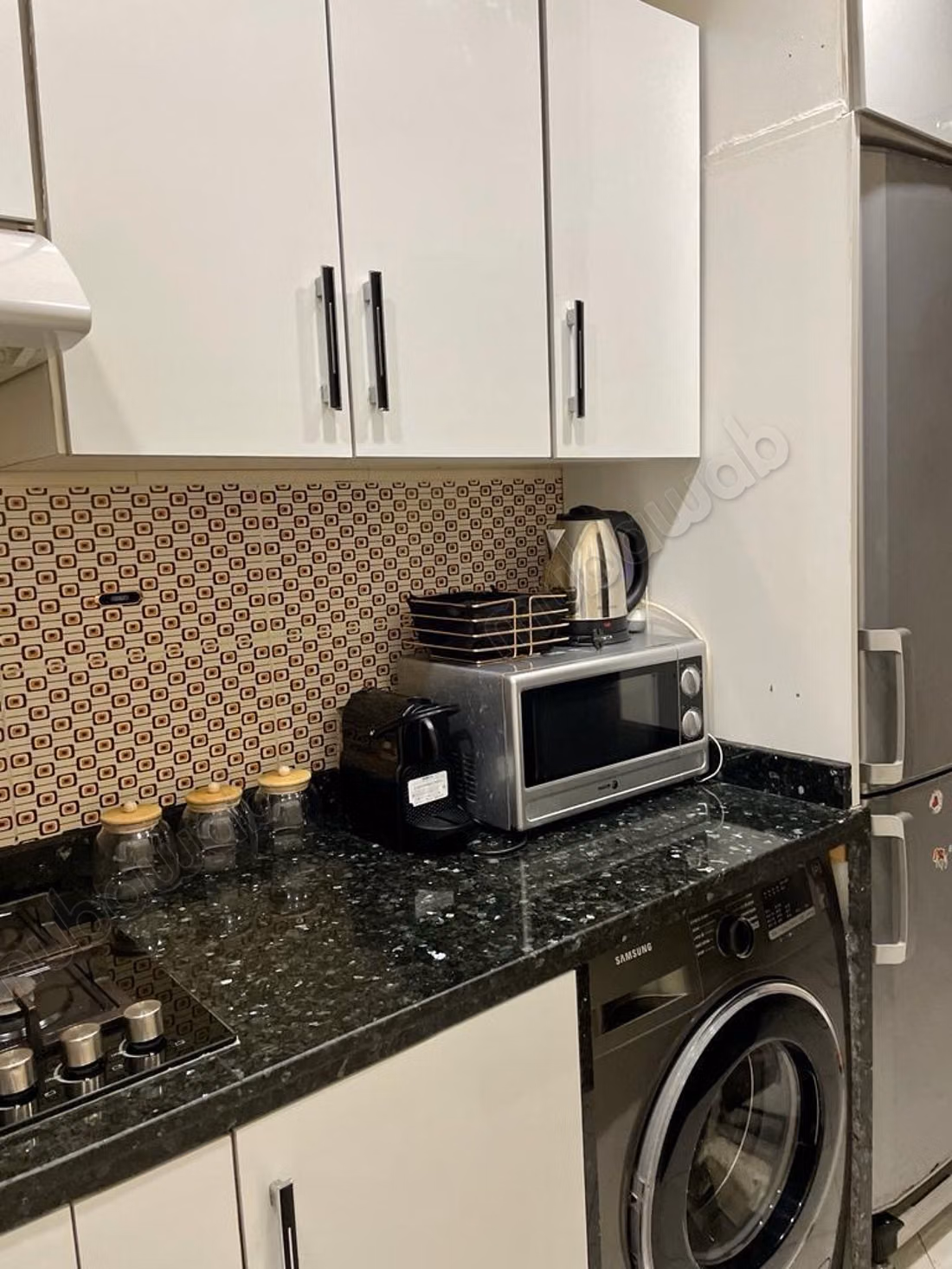 Superbe appartement à louer. Superficie totale de 60 m². Meublé