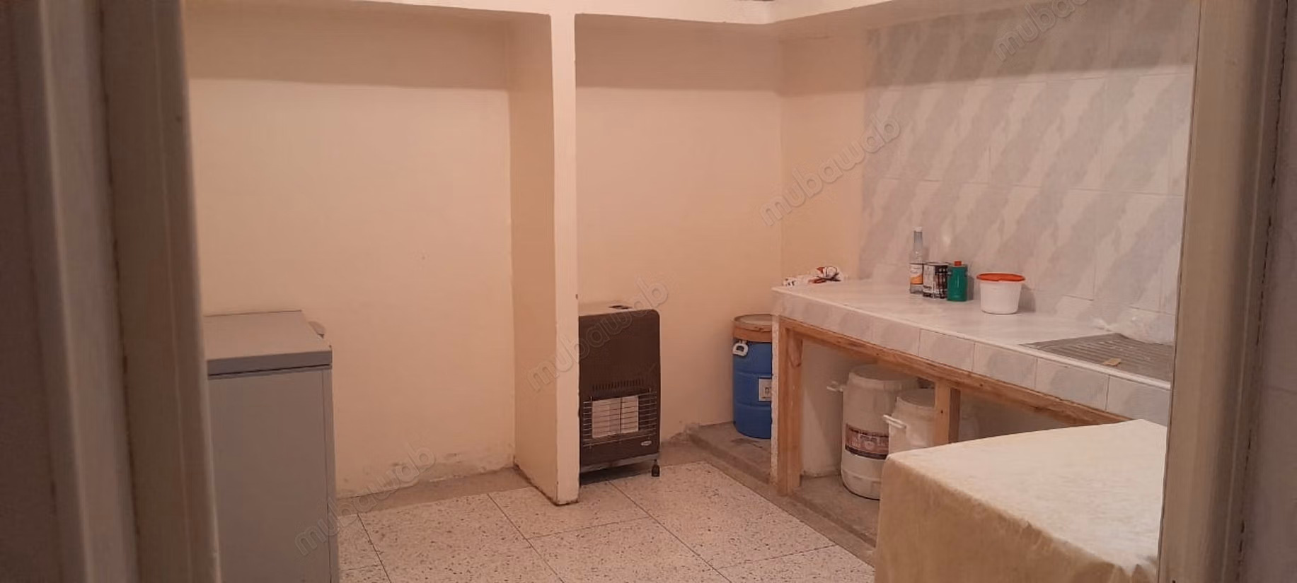 Vend appartement à Zouagha. 
1 chambre — 5