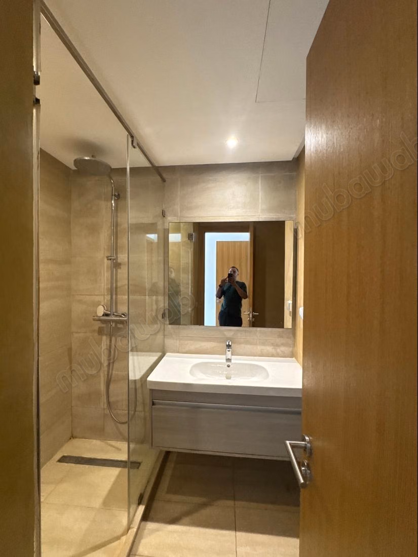 Bellissimo appartamento in affitto a Souissi. 2 camere da letto piacevoli. Salotto marocchino, sicurezza