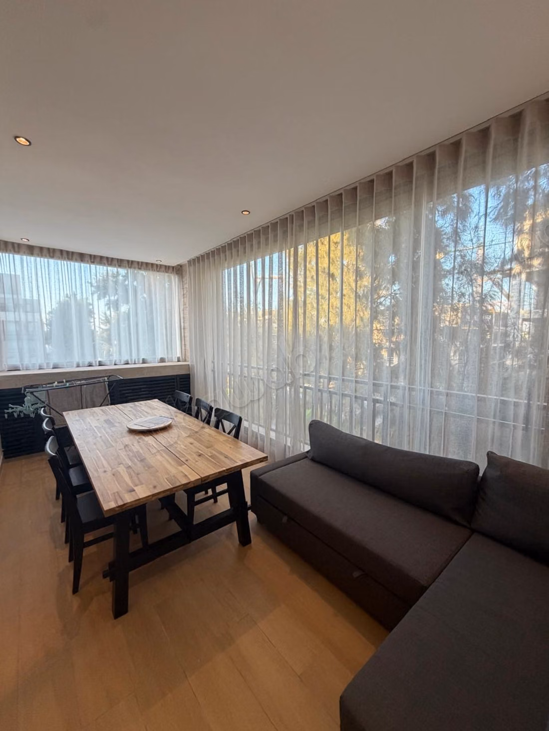 Très bel appartement duplex meublé en location à Souissi