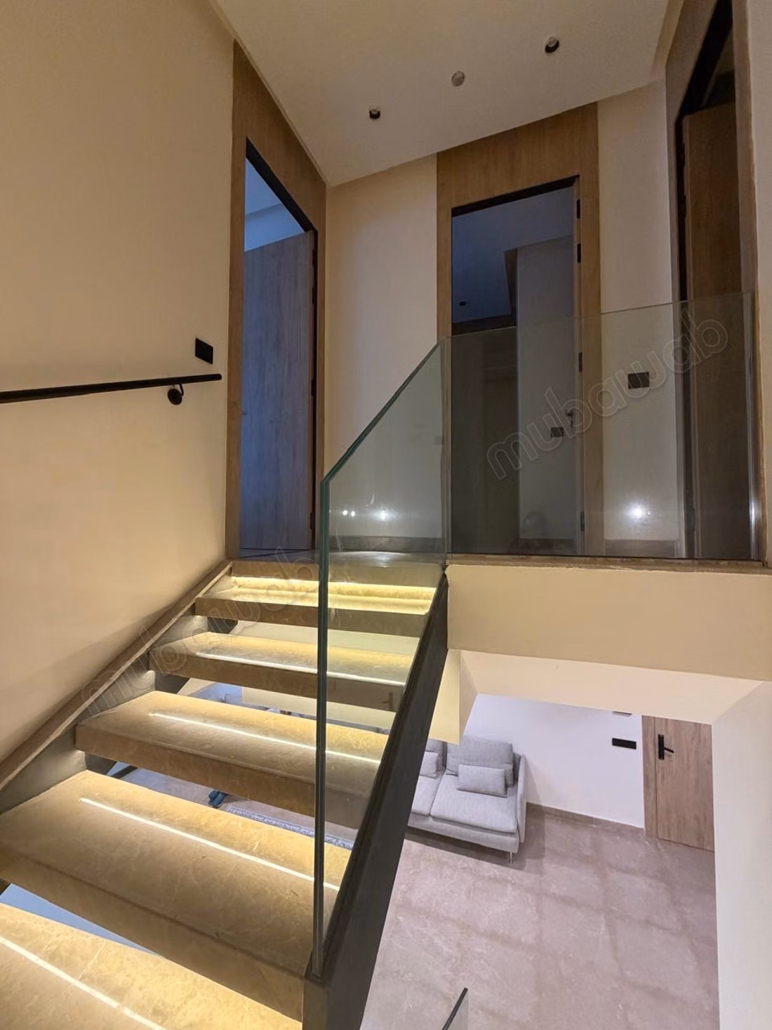 Très bel appartement duplex meublé en location à Souissi
