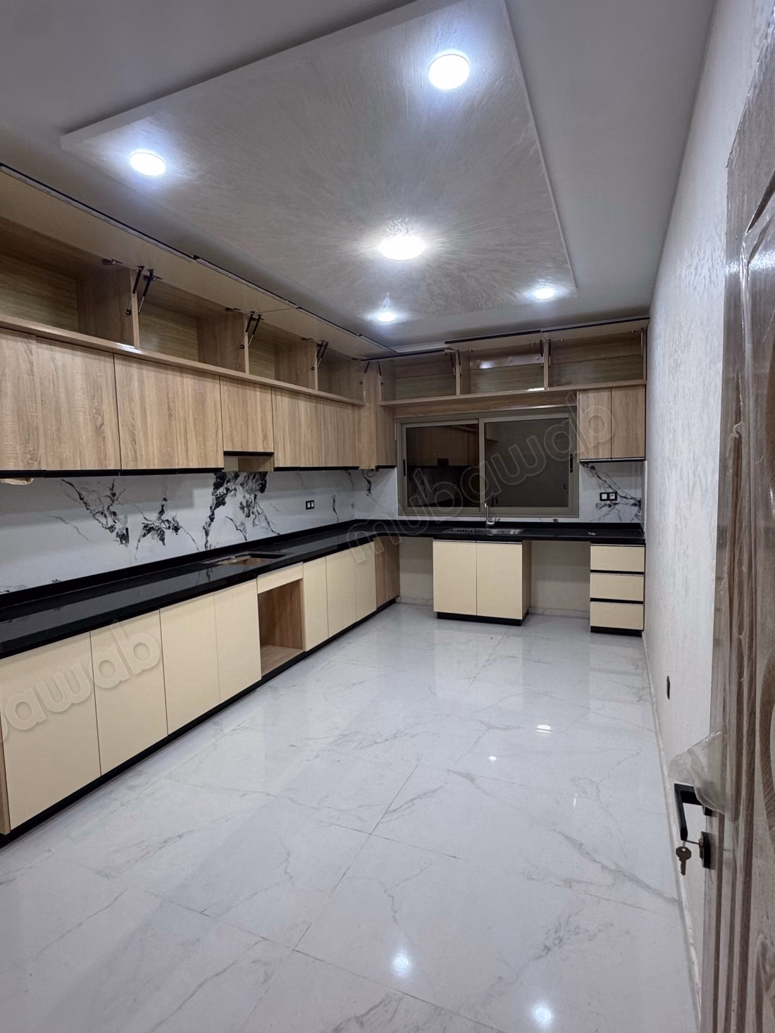 High-end villa for sale in El Jadida Florida, with 3 beautiful bedrooms. Large terrace