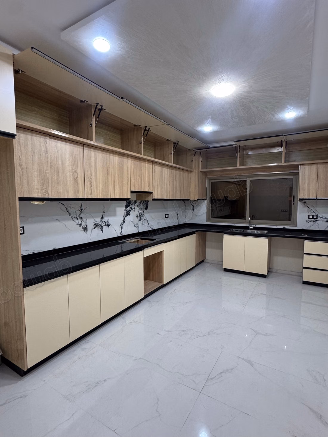 High-end villa for sale in El Jadida Florida, with 3 beautiful bedrooms. Large terrace