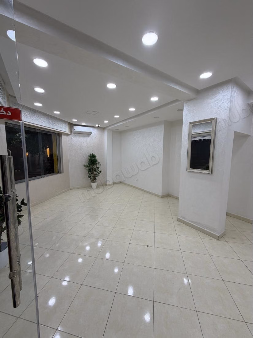 Beautiful store for sale in Marjane. Total area 69 m². Air conditioning
