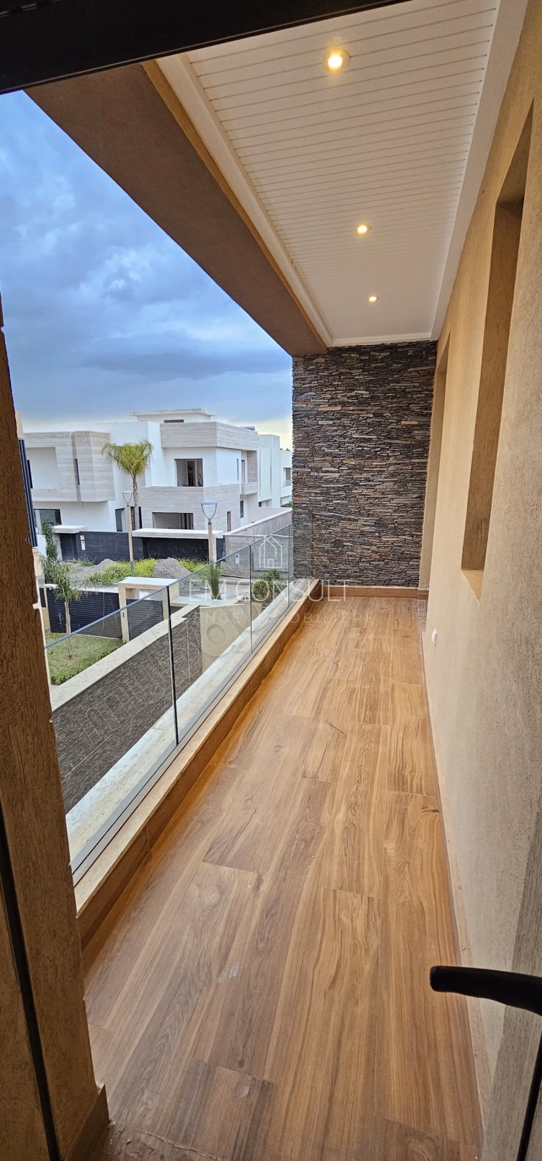 Te huur villa 7 kamers noria