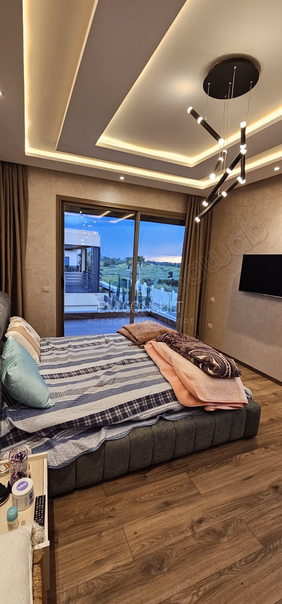 Te huur villa 7 kamers noria