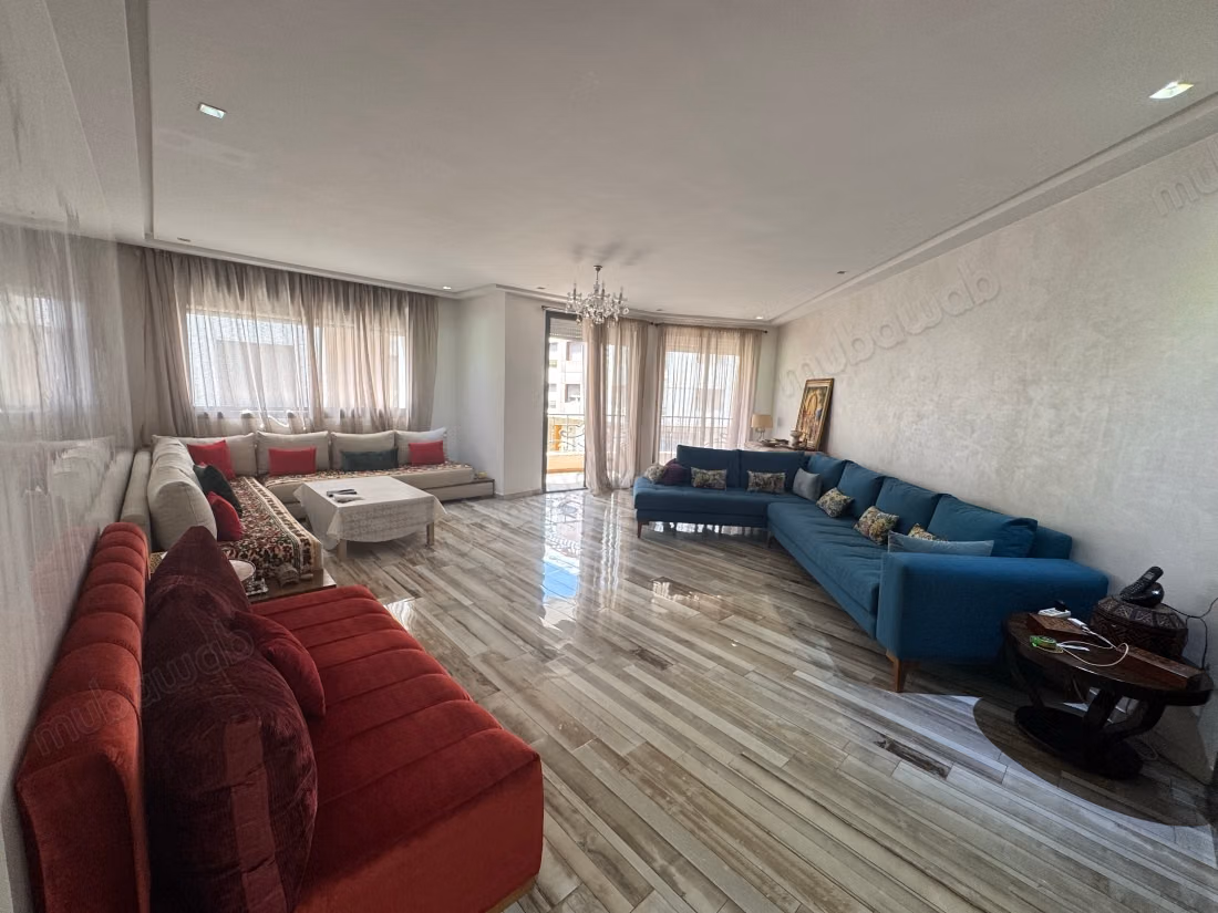 Apartment for sale at Ferme Bretonne Hay Arraha. 3 pleasant bedrooms
