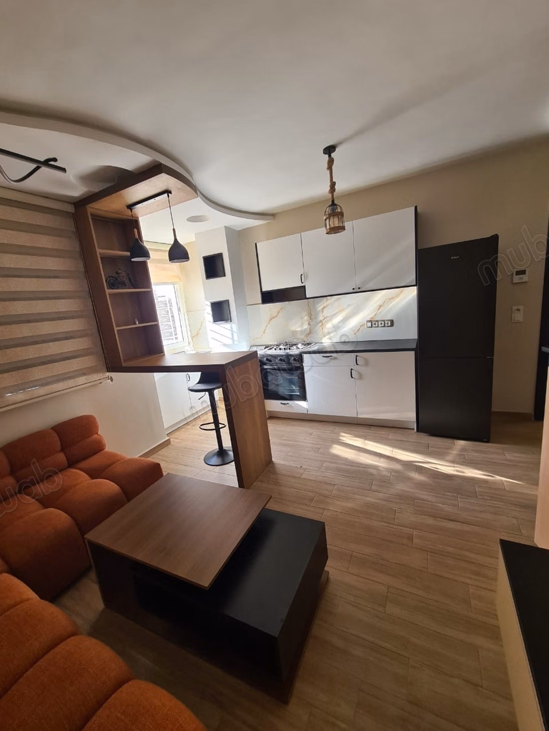 À louer studio meublé neuf à qrt borgougne