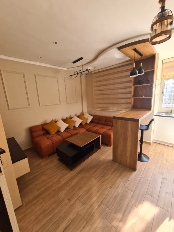 À louer studio meublé neuf à qrt borgougne