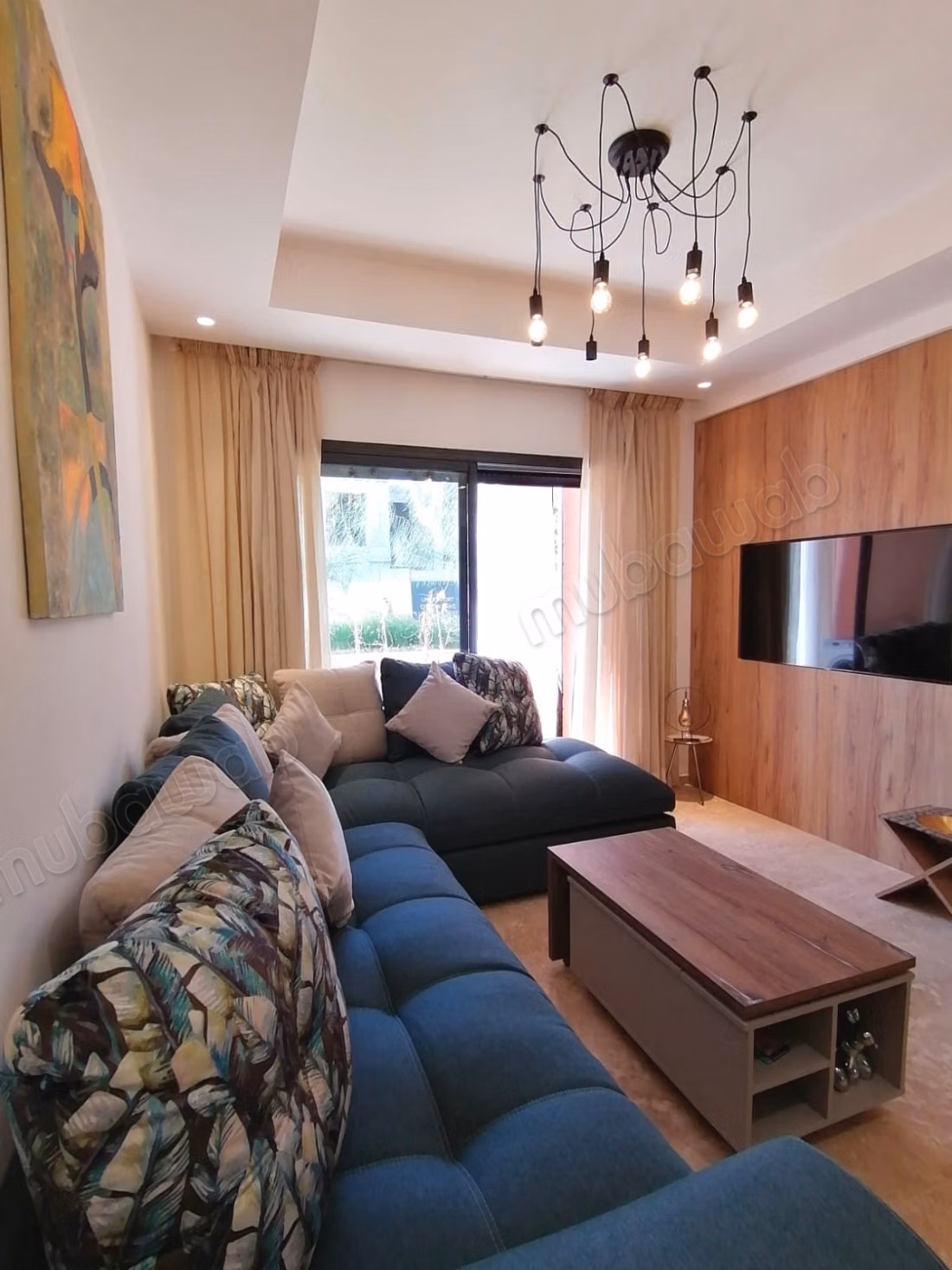 Mooie appartement te huur aan de Route de Tahanaout. 1 mooie slaapkamer. Goed gemeubileerd
