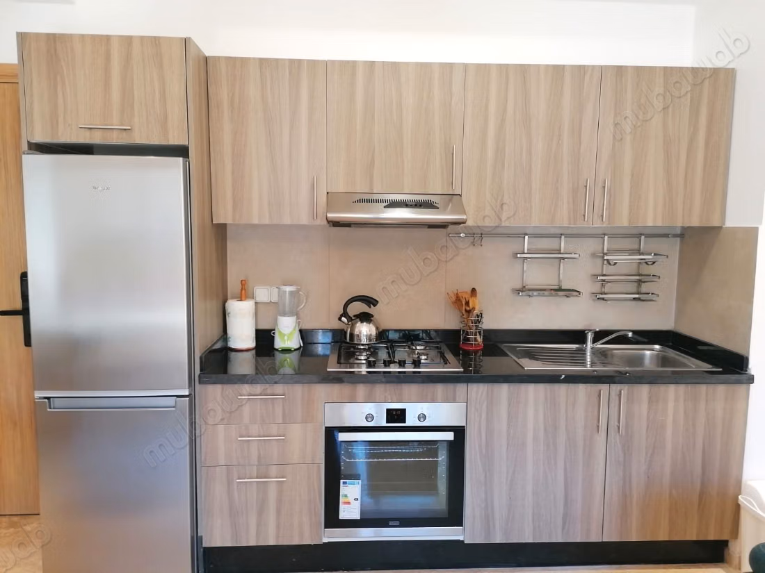 Mooie appartement te huur aan de Route de Tahanaout. 1 mooie slaapkamer. Goed gemeubileerd