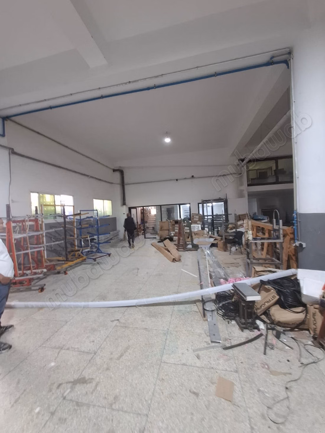 Dépôt de 600 m² à louer – Gnanya