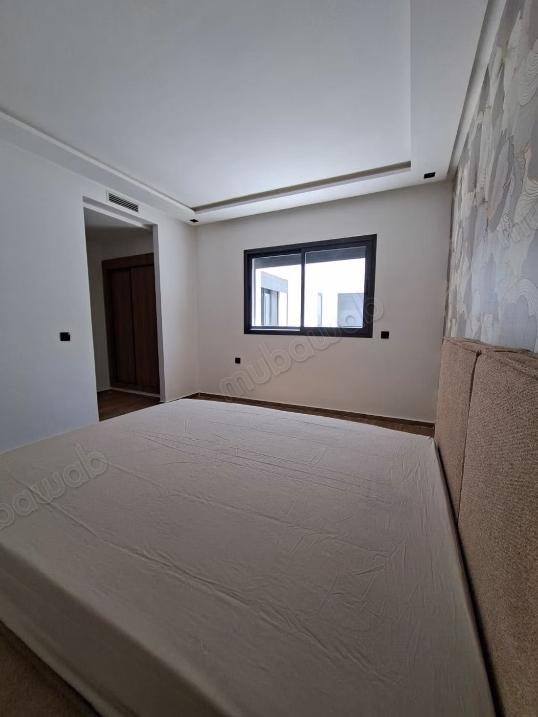 Appartement te huur in Ain Mezouar. 3 comfortabele slaapkamers. Gemeubileerd
