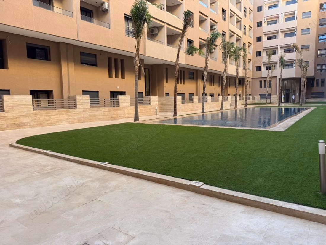 Appartement te huur in Ain Mezouar. 3 comfortabele slaapkamers. Gemeubileerd