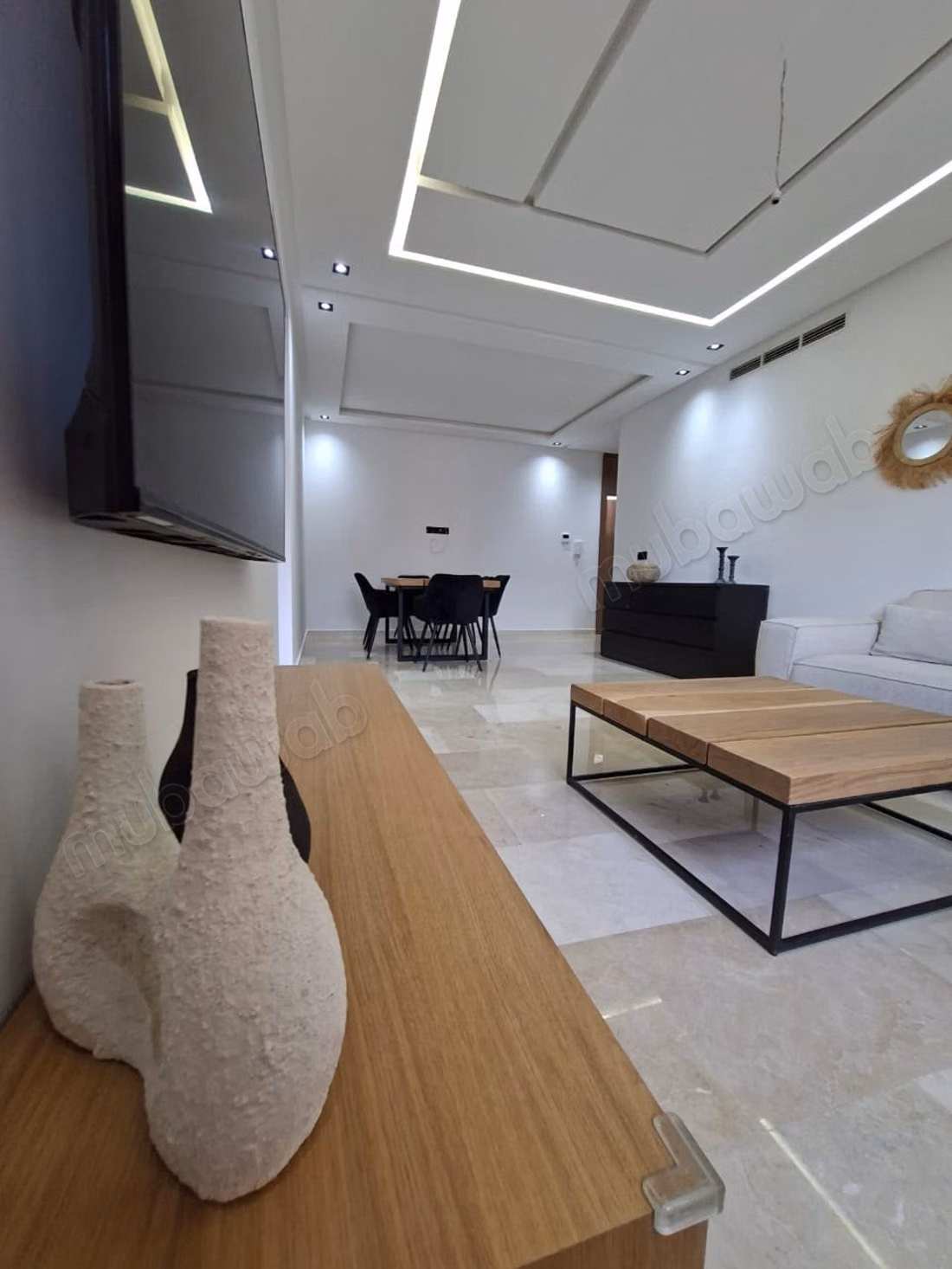 Appartement te huur in Ain Mezouar. 3 comfortabele slaapkamers. Gemeubileerd