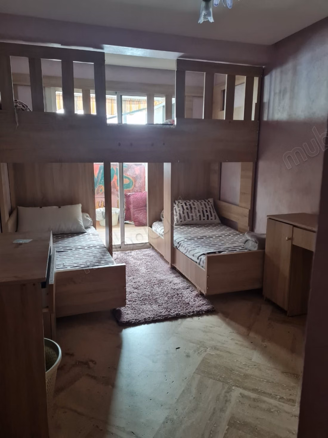 Bel appartement à vendre à Mers Sultan. 6 pièces. Pas d'ascenseur, balcon