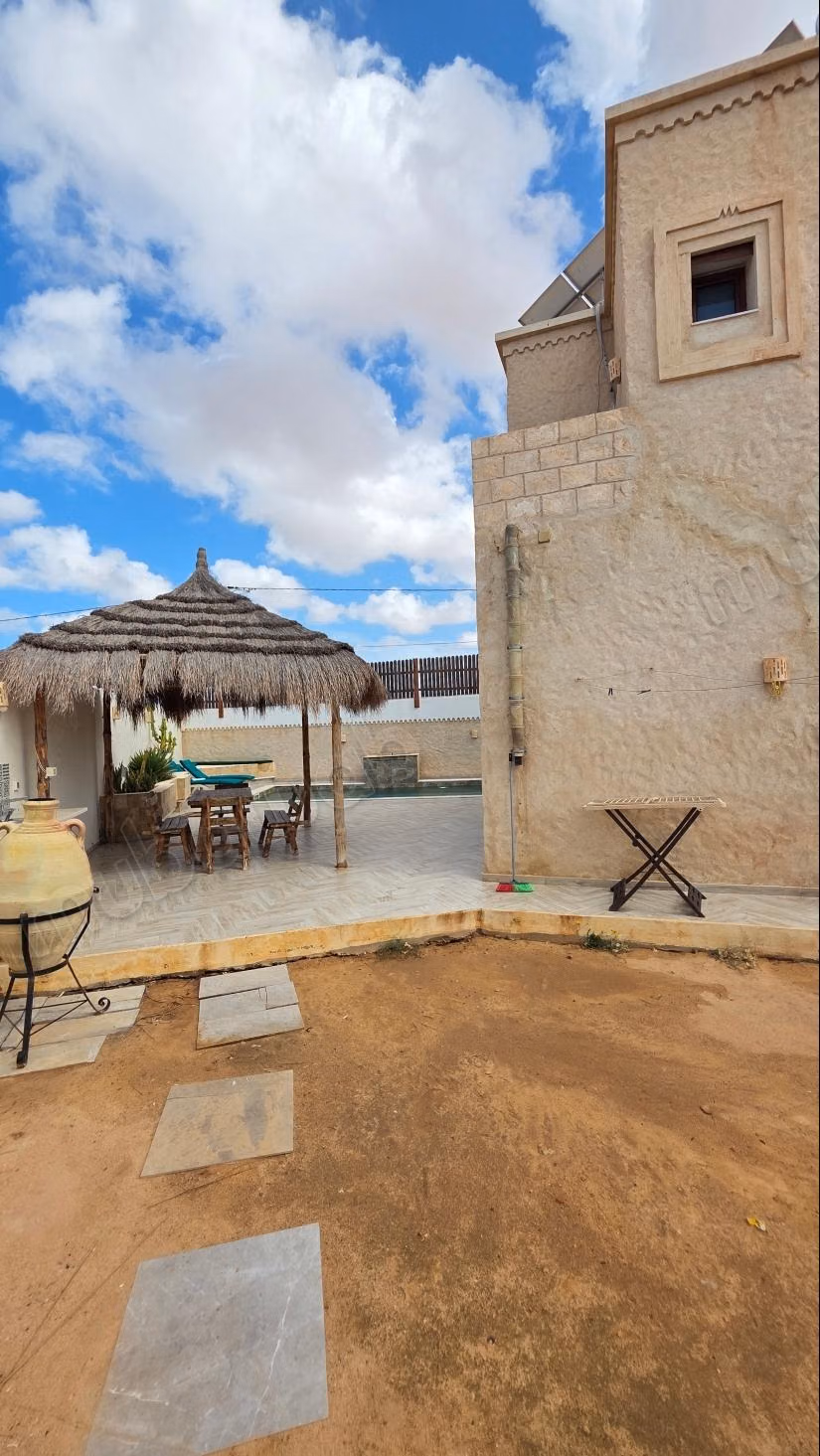 Vendita villa di lusso a Guechaine. Superficie 400 m². Arredato
