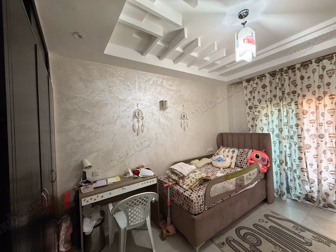 Prachtig appartement te koop aan Route de Safi. Mabrouka 3 mooie slaapkamers. Terras en lift