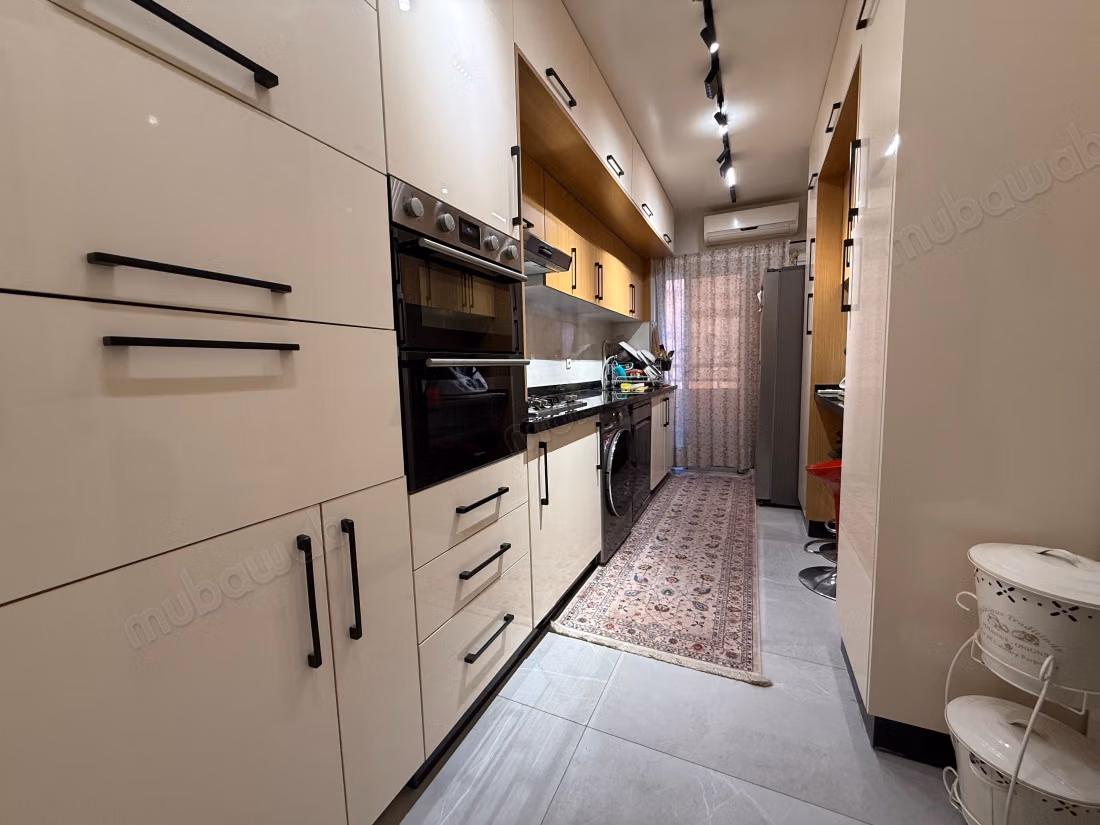 Prachtig appartement te koop aan Route de Safi. Mabrouka 3 mooie slaapkamers. Terras en lift