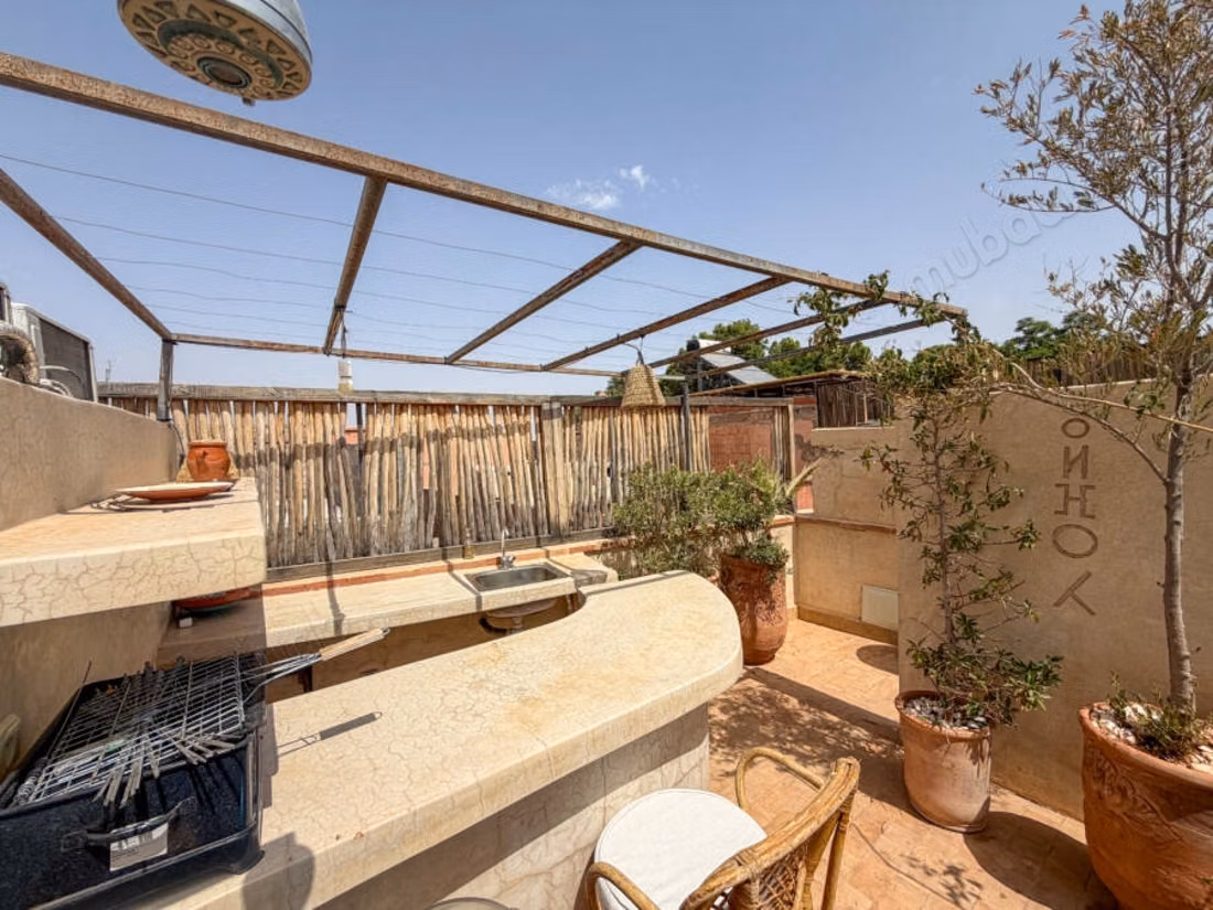 Riad 4 camere Kasbah – Piscina – Accesso auto