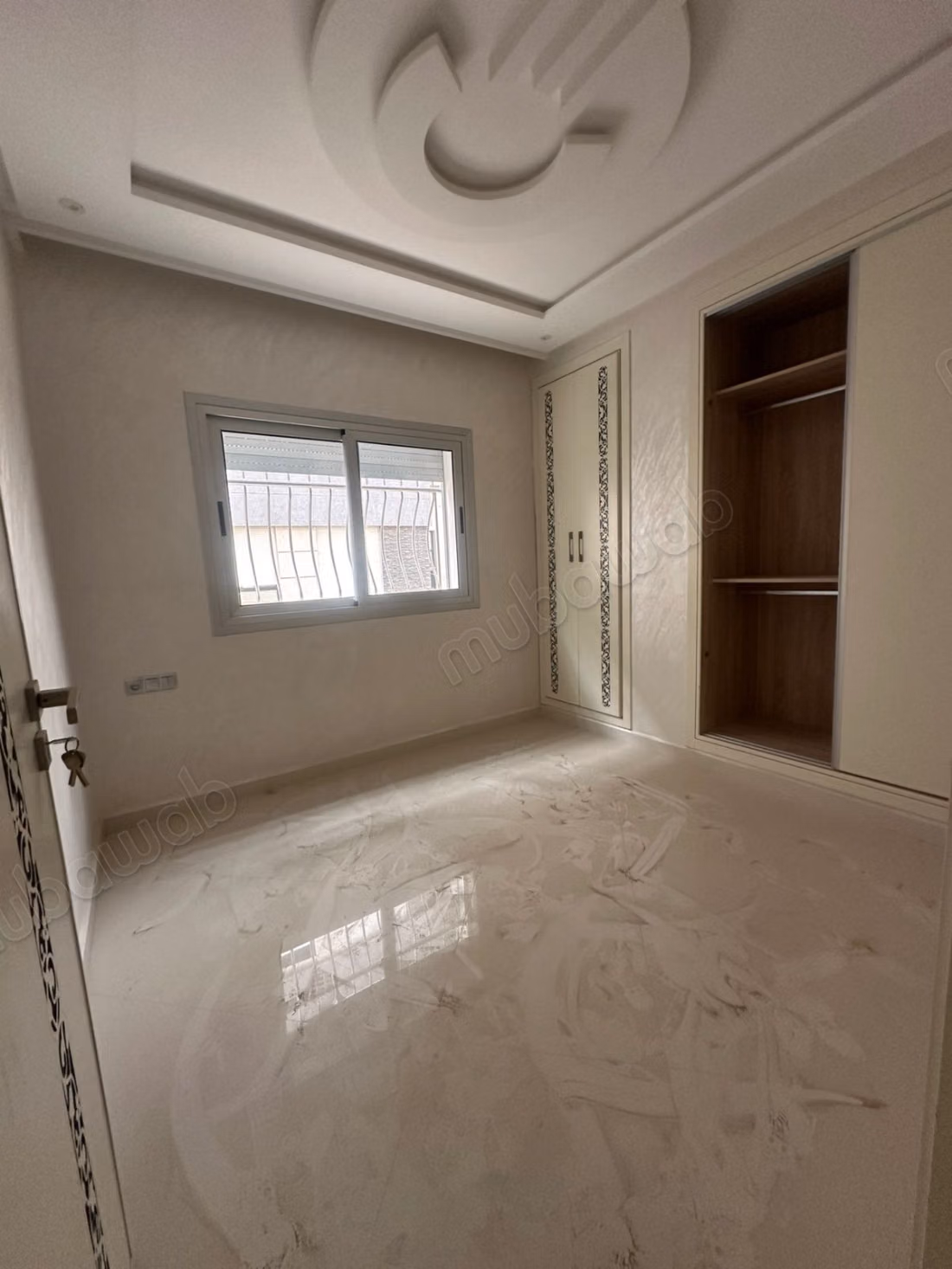 Louez cet appartement à Marjane. 
Surface totale 80 m². 
Résidence sécurisée