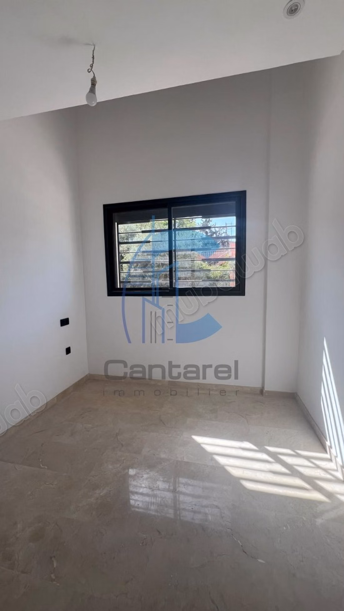 New duplex 3 bedrooms on the ground floor rented furnished Victor Hugo
