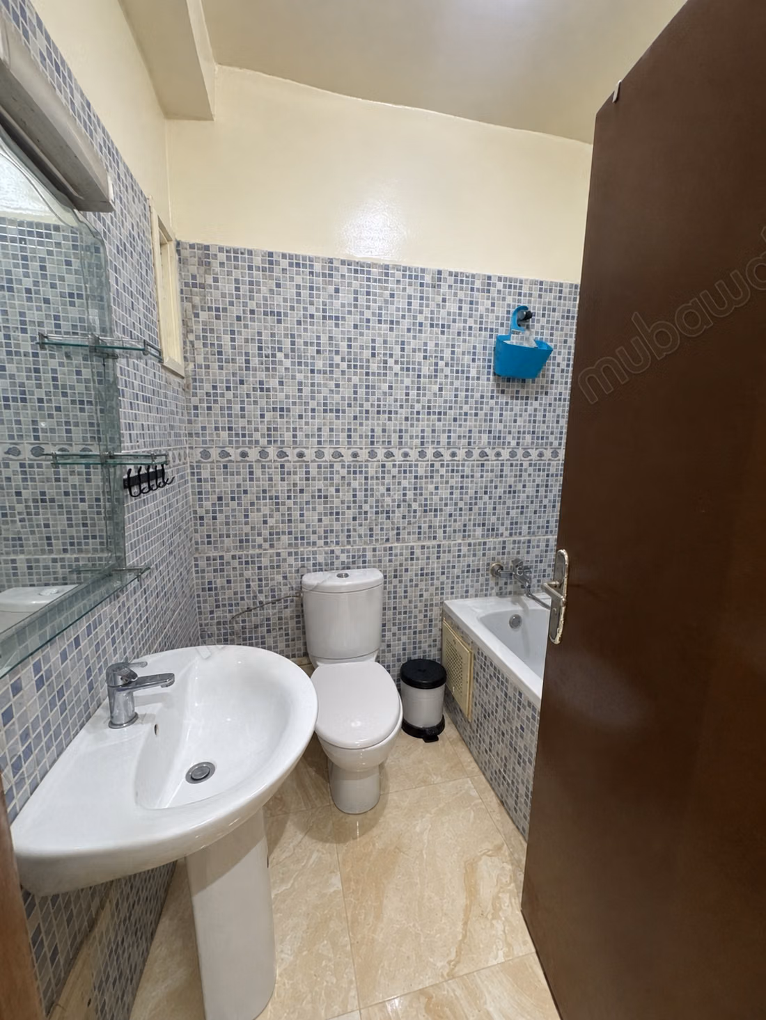 Rental of an apartment. Total area 63 m². Typical Moroccan living room, secured residence