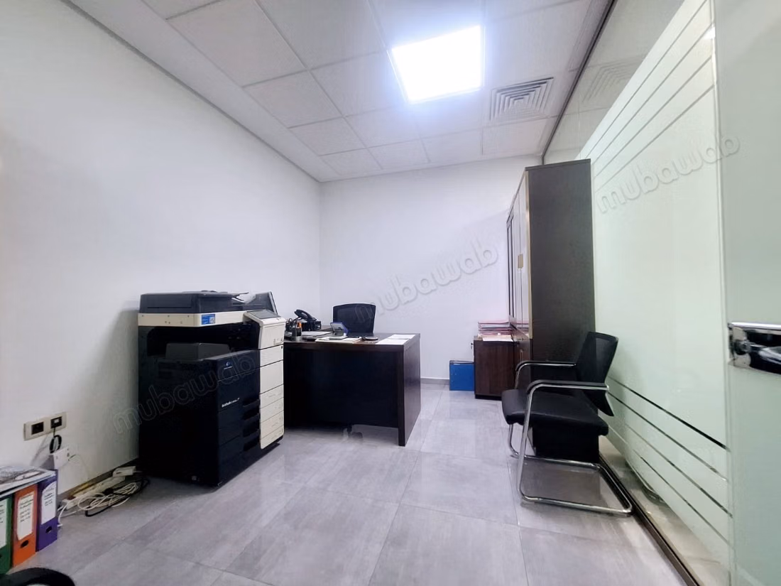 Trés bureau au coeur de Sidi Maarouf 
130 M2