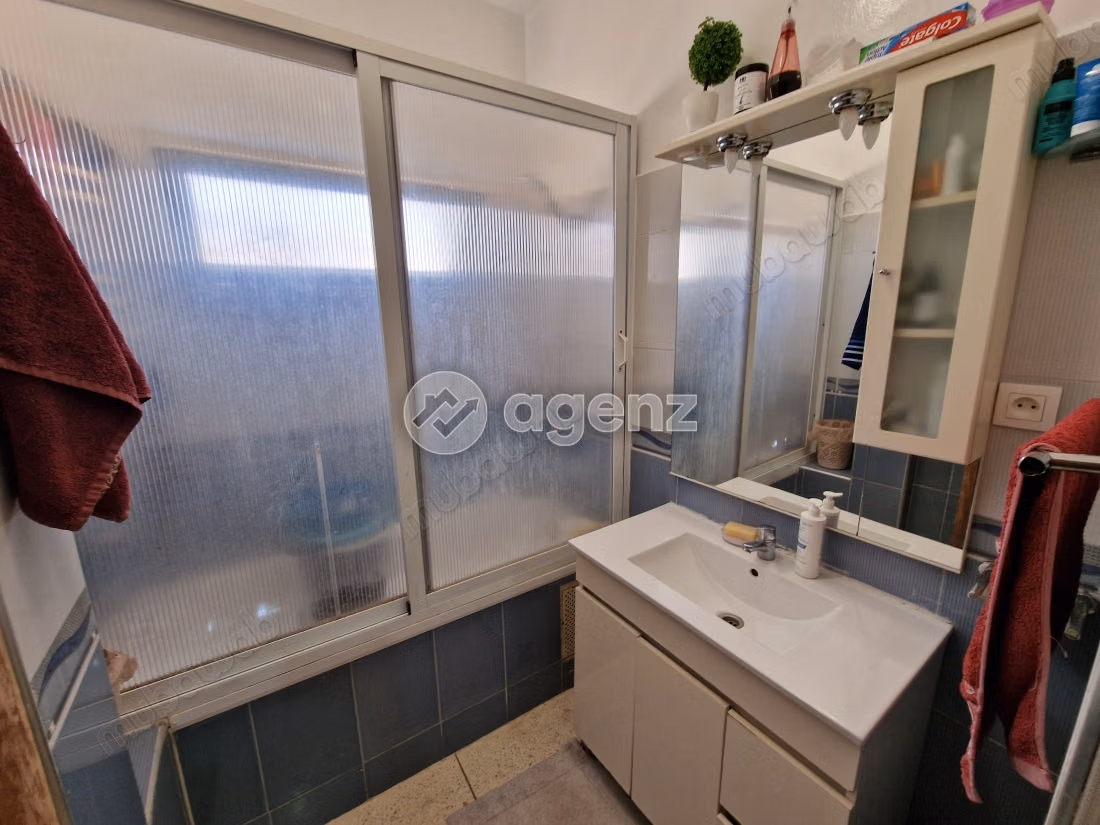 Appartement à vendre 118 m², 3 chambres 
Riad Fès — 5
