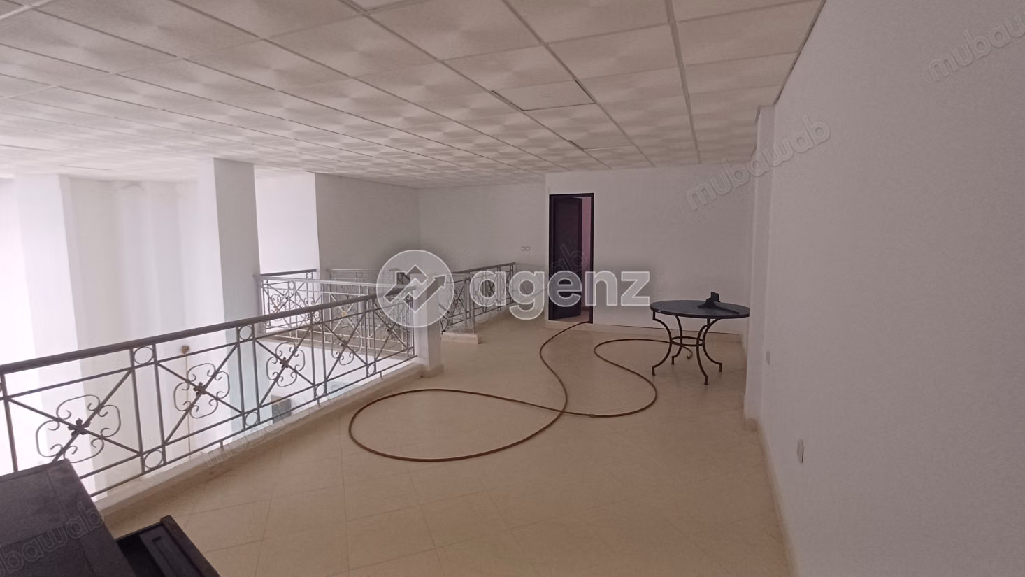 Commerce à vendre 138 m² 
Issil Marrakech