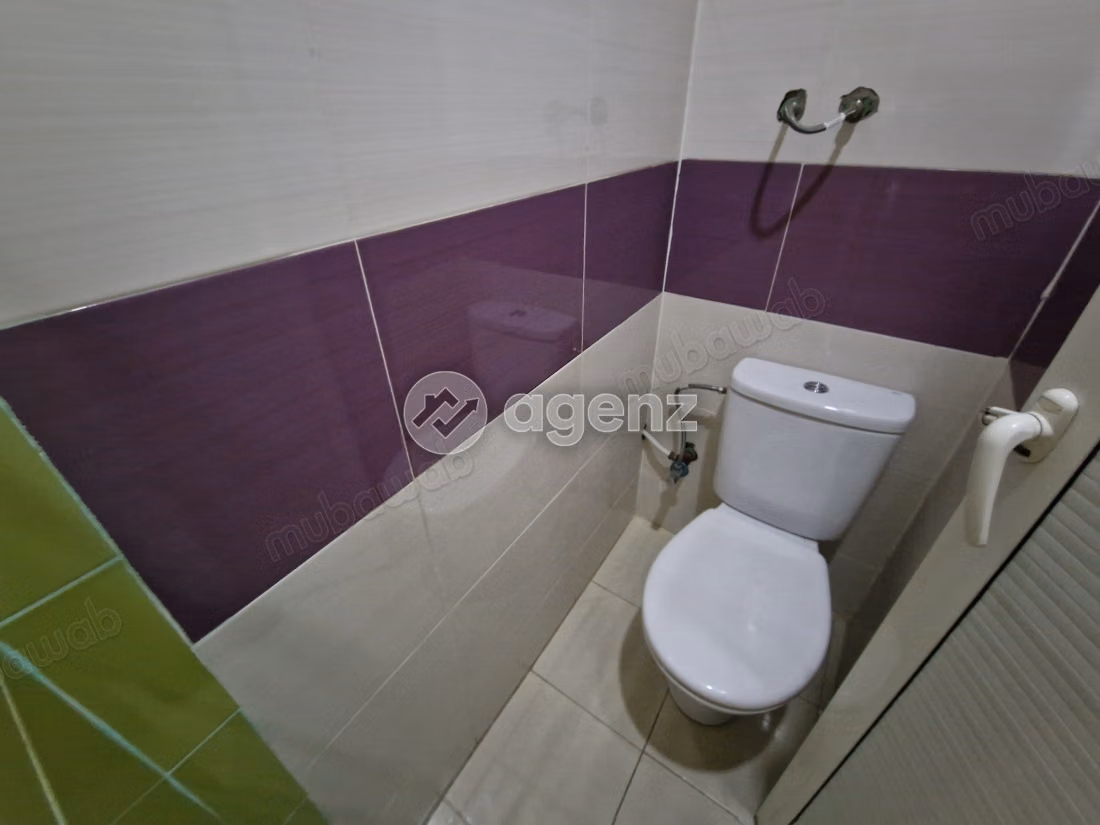 Bureau à vendre 94 m² Autre Meknès