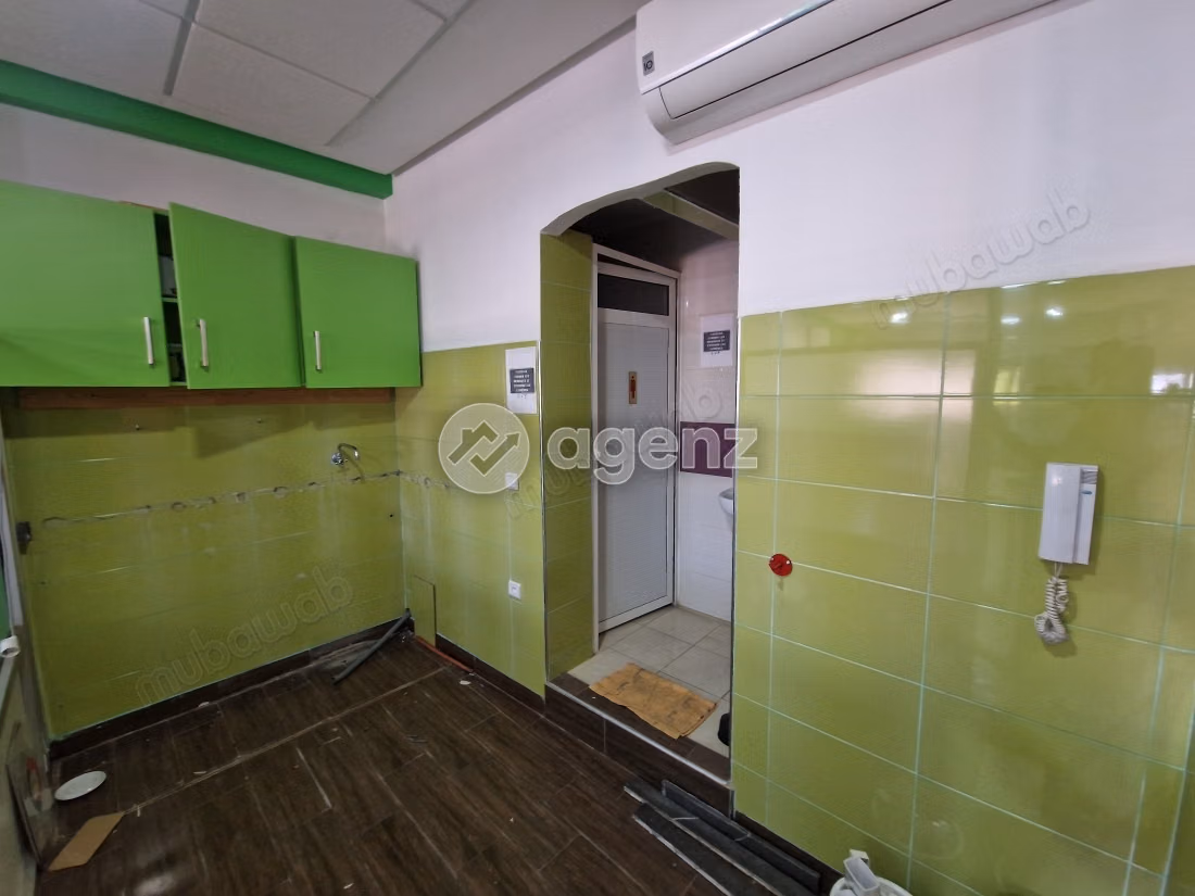 Bureau à vendre 94 m² Autre Meknès