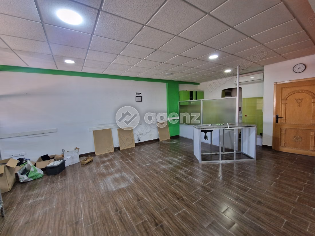 Bureau à vendre 94 m² Autre Meknès