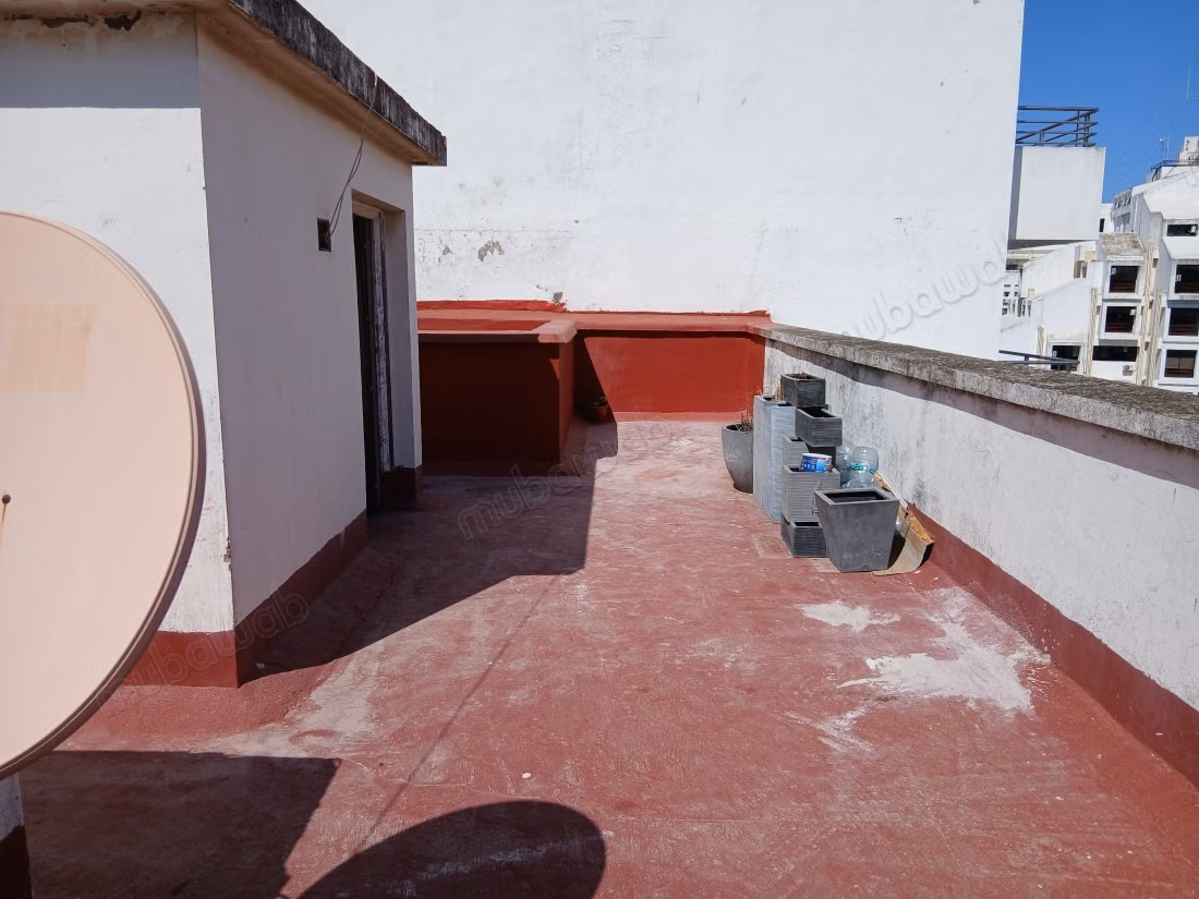 Immenso appartamento con vista e terrazzo