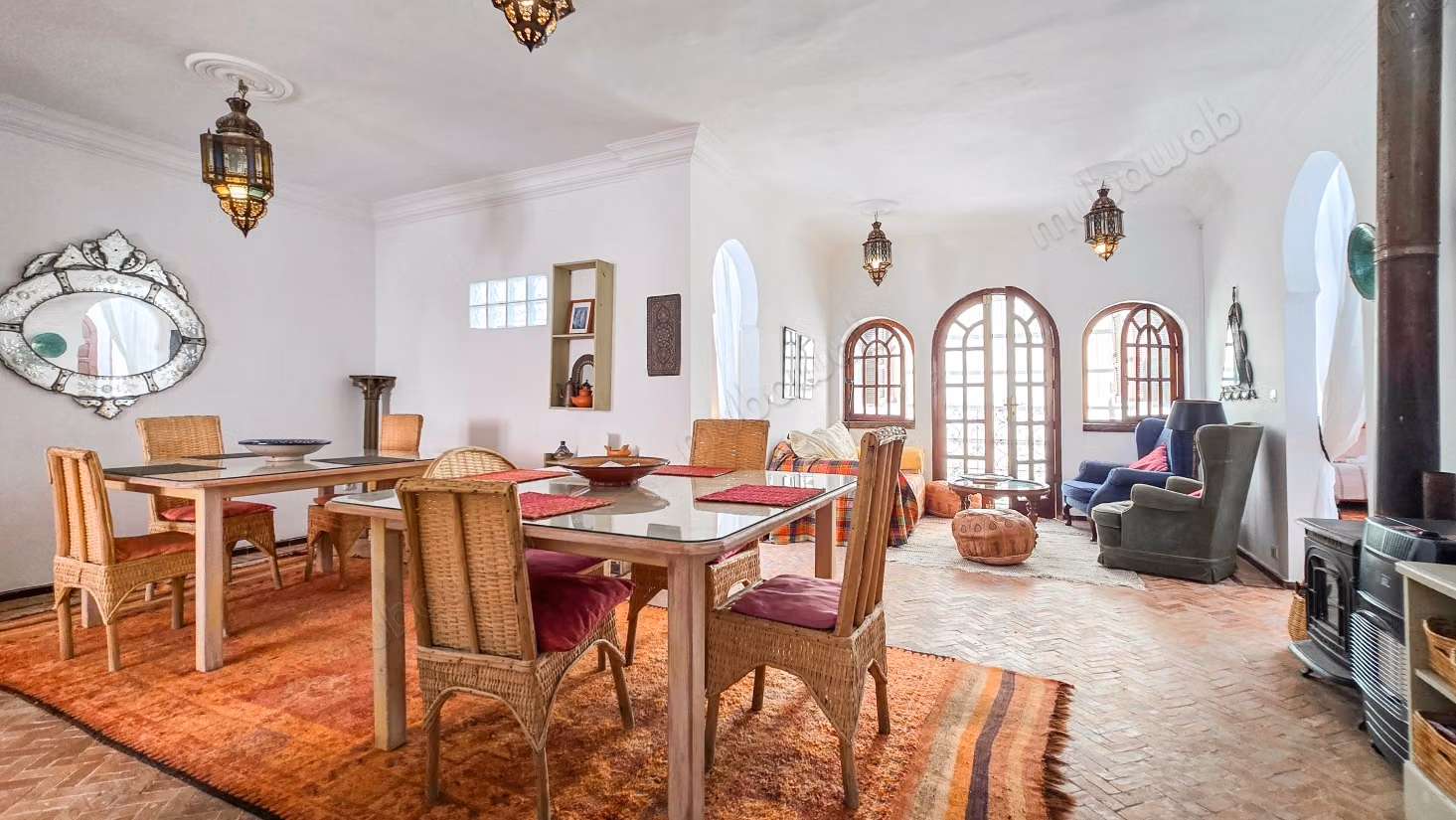 Grande Maison Magnifiequement Restaurée