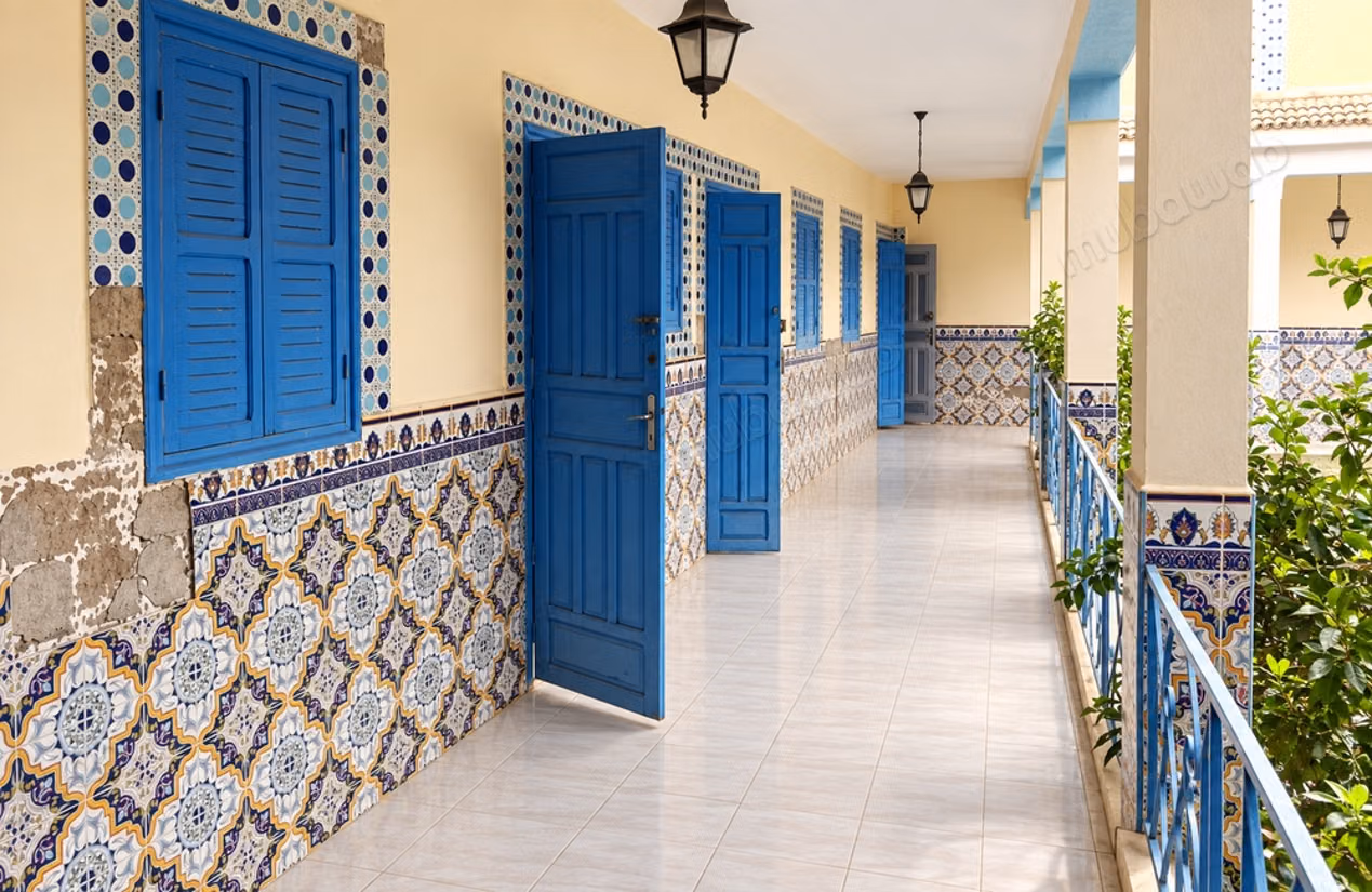 Riad with 2 gardens and 10 rooms