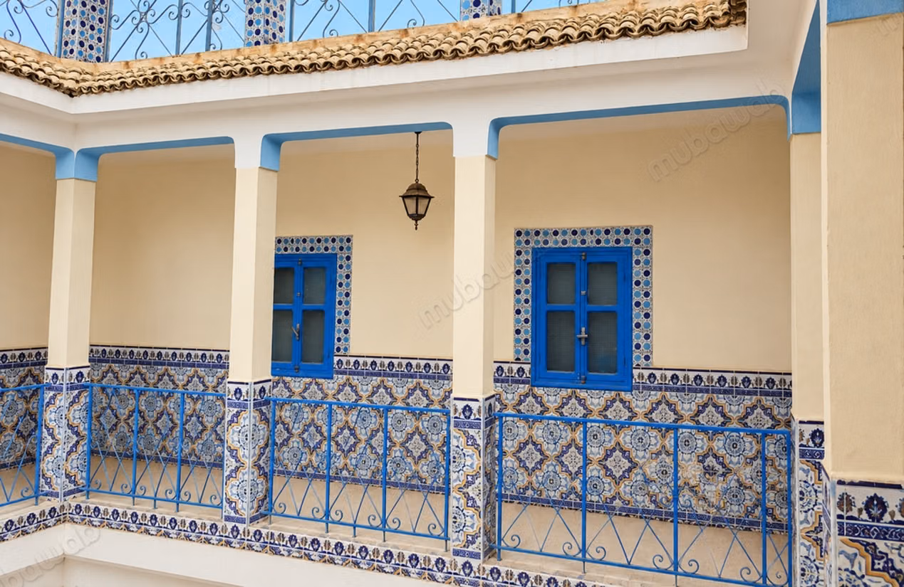Riad with 2 gardens and 10 rooms