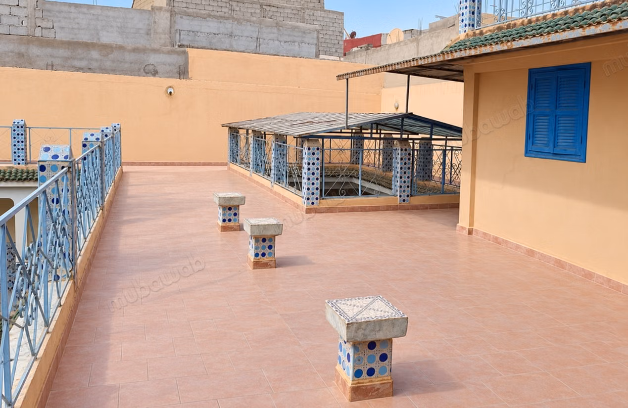 Riad with 2 gardens and 10 rooms