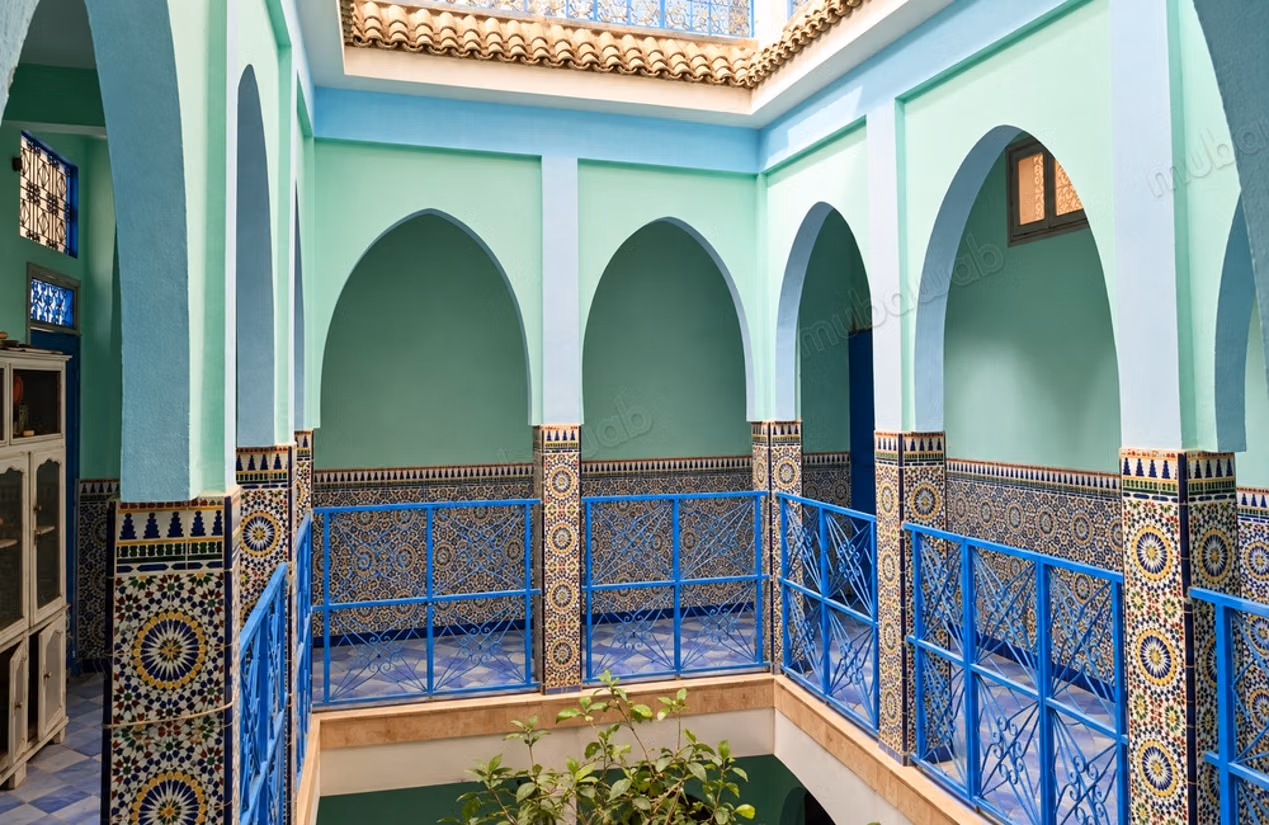 Riad with 2 gardens and 10 rooms