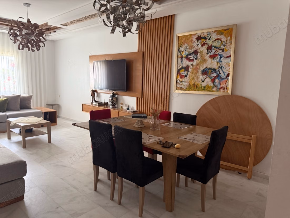 Impresionante apartamento en alquiler en Boubana. 3 habitaciones. Bien amueblado